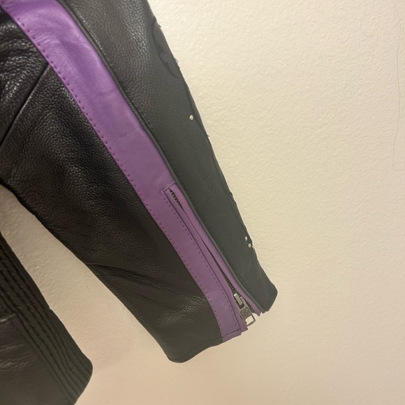 Women’s black purple motorcycle jacket with embroidered details - Picture 5 of 10